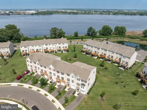 160 HELEN DR, Cinnaminson, NJ 08077