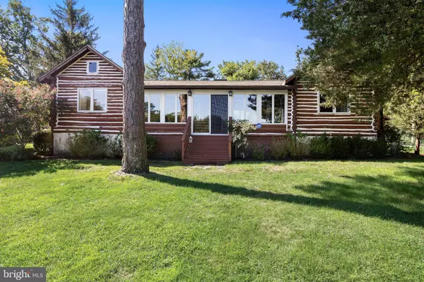 19 CAYUGA TRL, Medford Lakes, NJ 08055