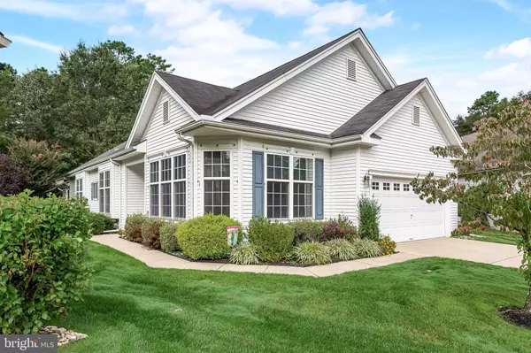 5 THAMES CT, Southampton, NJ 08088