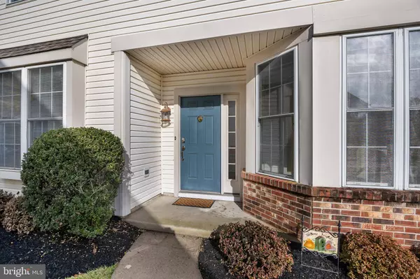 16 HIBISCUS DR, Marlton, NJ 08053