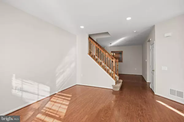 16 HIBISCUS DR, Marlton, NJ 08053