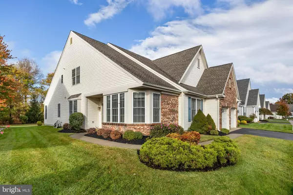 16 HIBISCUS DR, Marlton, NJ 08053