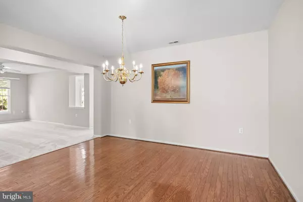 16 HIBISCUS DR, Marlton, NJ 08053