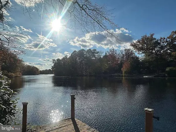 227 E LAKE BLVD, Medford, NJ 08055