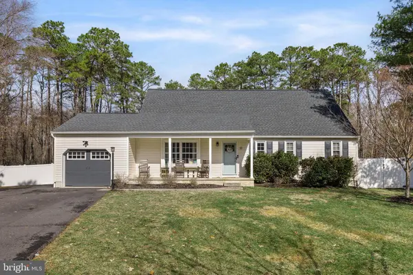 10 YORKSHIRE DR, Medford, NJ 08055