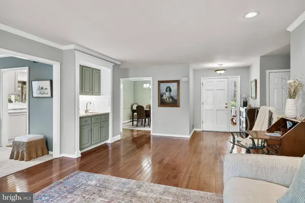 2 STRAFFORD CT, Medford, NJ 08055