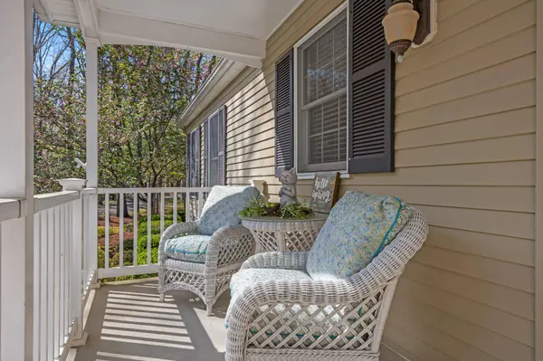 2 STRAFFORD CT, Medford, NJ 08055