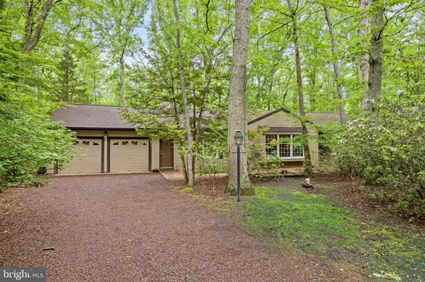 39 THUNDERHEAD DR, Medford, NJ 08055