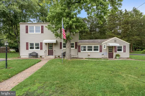 125 IROQUOIS TRL, Medford Lakes, NJ 08055
