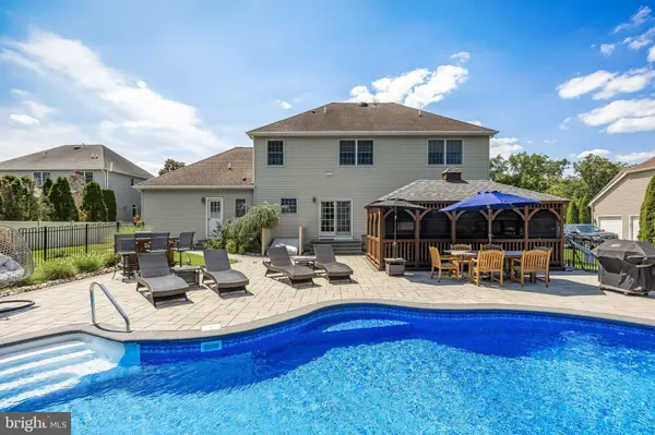6 CULLEN WAY