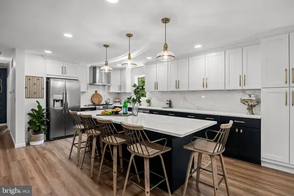 187 S LAKESIDE DR E, Medford, NJ 08055
