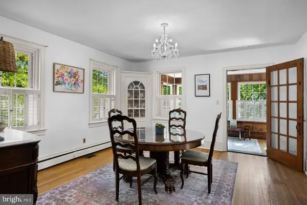 77 E MAIN ST, Marlton, NJ 08053