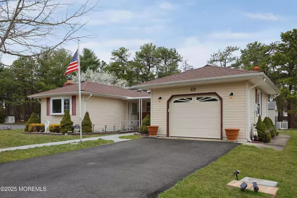 10 S Point Court, Toms River, NJ 08757