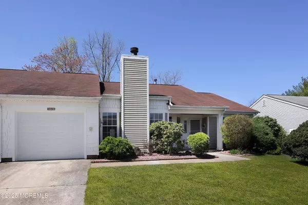 980 Thornbury Lane, Manchester, NJ 08759