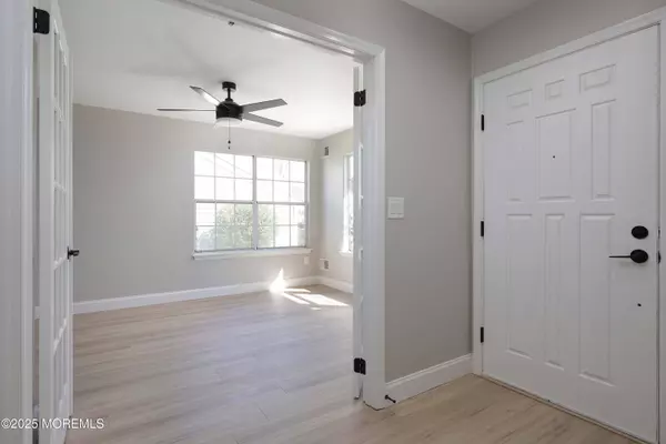 980 Thornbury Lane, Manchester, NJ 08759