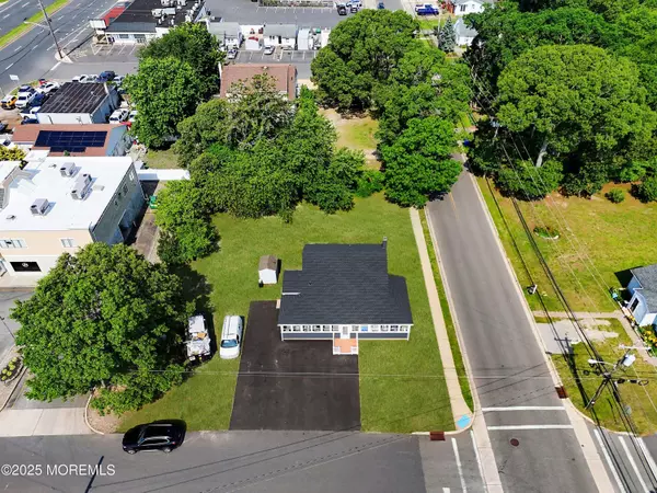 506 Lloyd Road, Toms River, NJ 08753