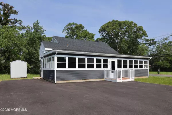 506 Lloyd Road, Toms River, NJ 08753