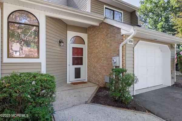 650 Ridgeview Court, Toms River, NJ 08753