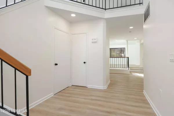 650 Ridgeview Court, Toms River, NJ 08753