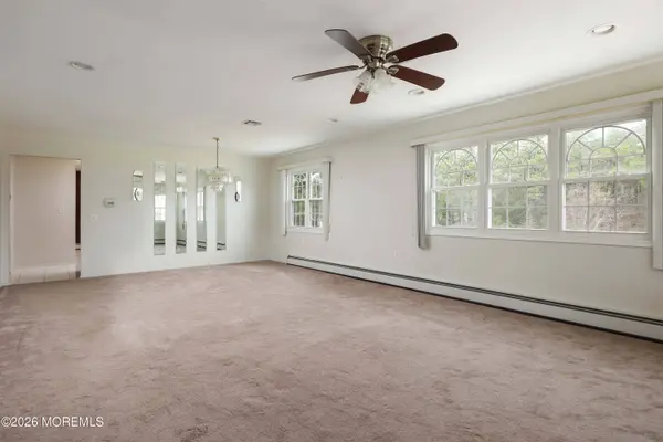 73 San Carlos Street, Toms River, NJ 08757