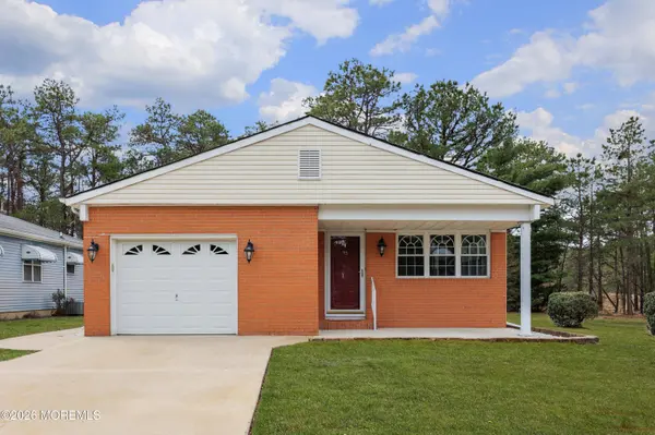 73 San Carlos Street, Toms River, NJ 08757