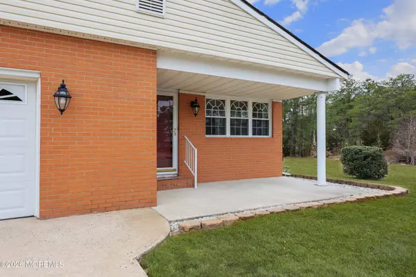 73 San Carlos Street, Toms River, NJ 08757