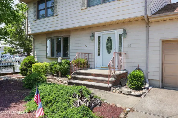 91 E Granada Drive, Brick, NJ 08723