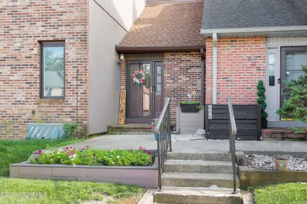 610 Bounty Court, Toms River, NJ 08753