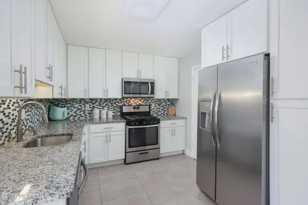 610 Bounty Court, Toms River, NJ 08753