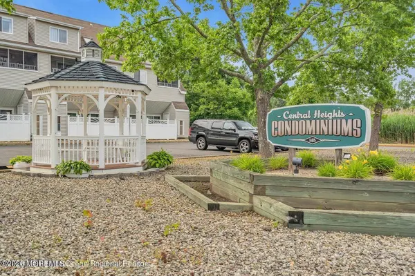 145 Central Avenue #10B