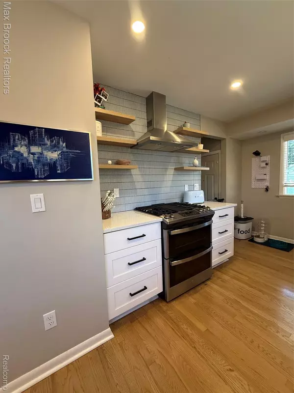 Royal Oak, MI 48067-1509,1029 Symes Ct