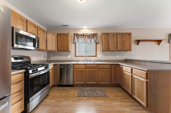 2713 41st PL, Highland, IN 46322