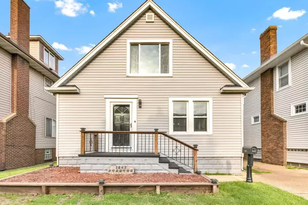 1941 Stanton AVE, Whiting, IN 46394