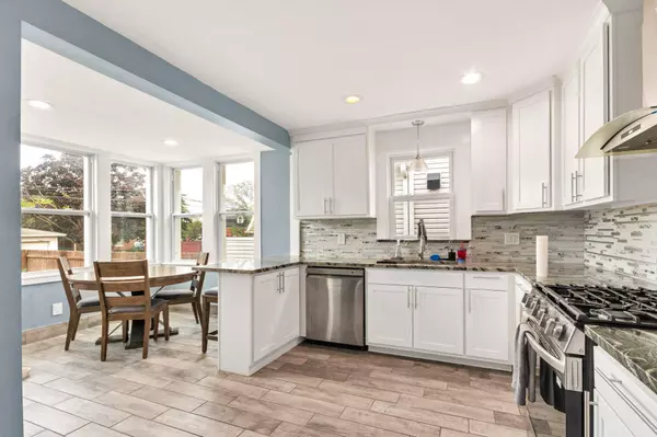 1941 Stanton AVE, Whiting, IN 46394