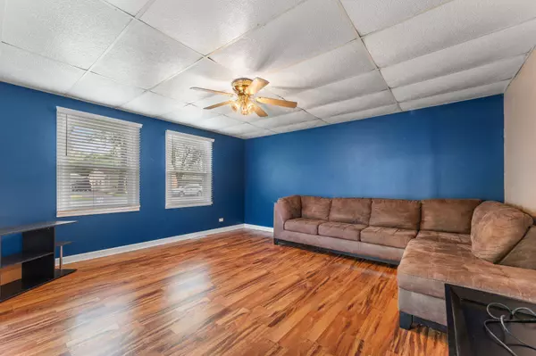 510 215th ST, Dyer, IN 46311