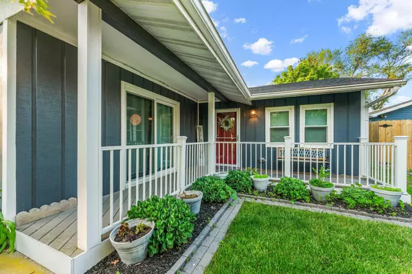 510 215th ST, Dyer, IN 46311