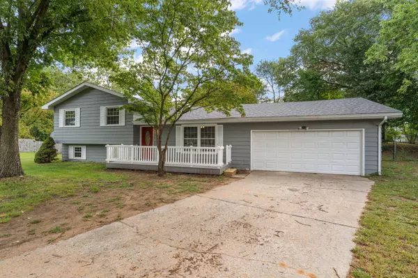 10307 N 477, Demotte, IN 46310