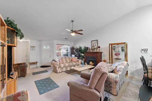 4229 W 92nd PL, Merrillville, IN 46410