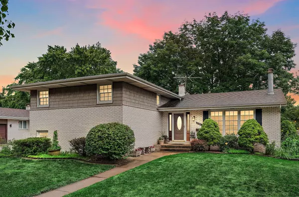 8706 Madison AVE, Munster, IN 46321