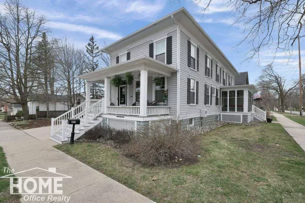 425 N Water Street, Owosso, MI 48867