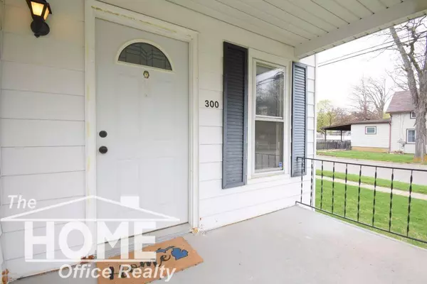 300 Robbins Street, Owosso, MI 48867