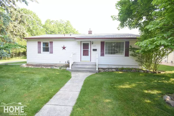 1460 Olmstead Street, Owosso, MI 48867