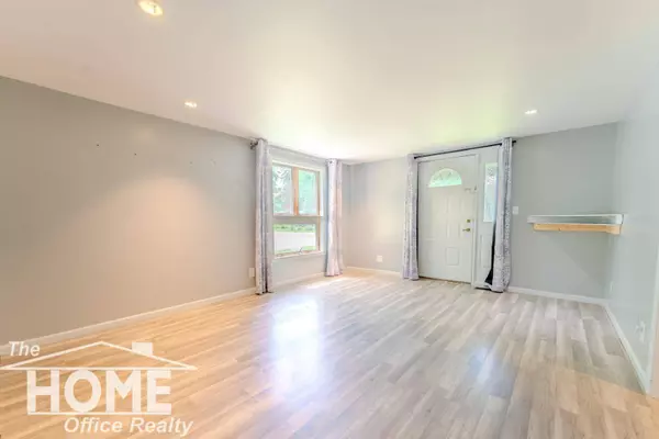 304 N Hartel Road, Potterville, MI 48876