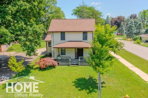 304 N Hartel Road, Potterville, MI 48876