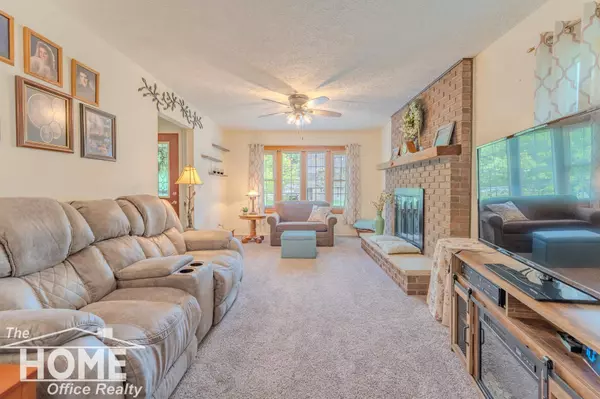 141 W Pearl Street, Ovid, MI 48866