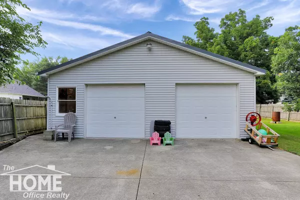 1460 W King Street, Owosso, MI 48867