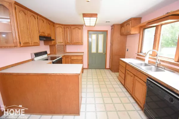 4512 N Carland Road, Elsie, MI 48831