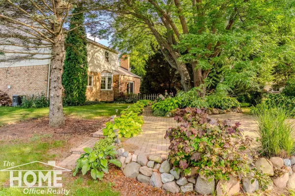 500 Julia St Street, Chesaning, MI 48616