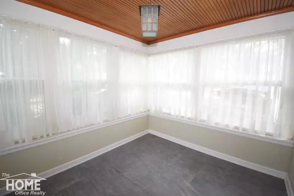 515 Clark Street, Owosso, MI 48867