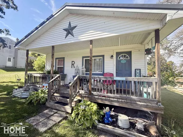 1300 S Pearce Street, Owosso, MI 48867